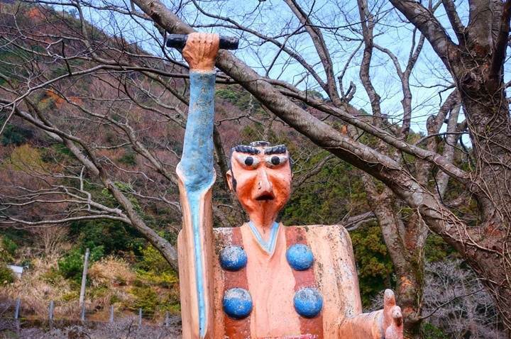 求菩提山で鬼の石段に挑む: 響は今日も路の上Z